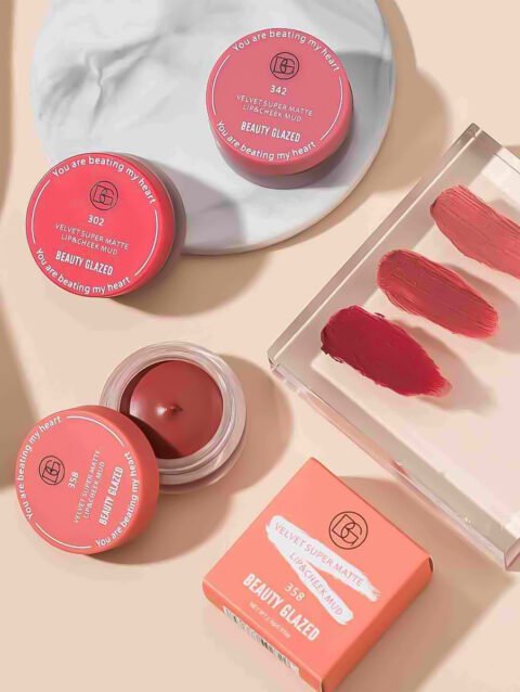Beauty Glazed Velvet Matte Lip & Cheek Mud product photo