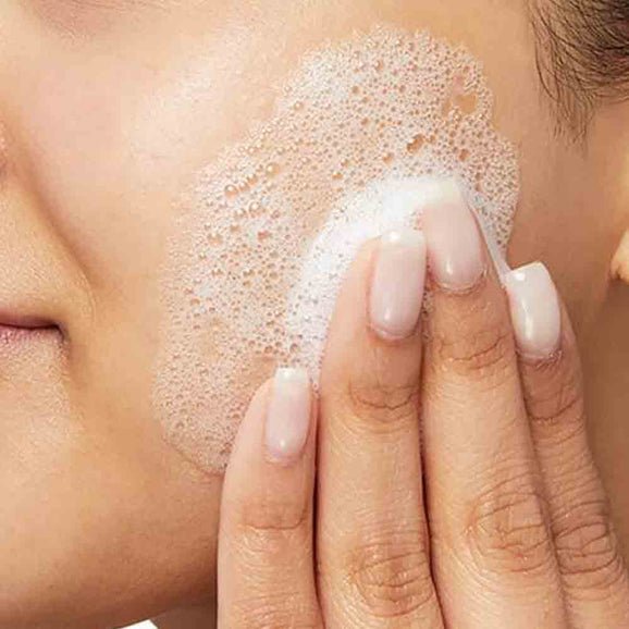 CeraVe Foaming Facial Cleanser for Normal to Oily Skin product photo