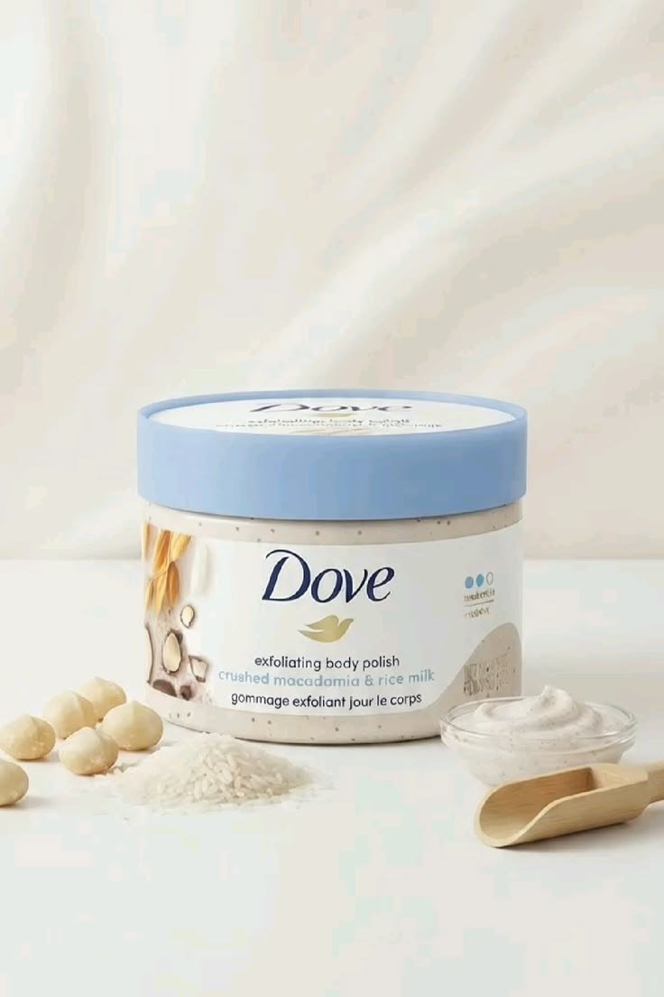 Dove Exfoliating Body Scrub Crushed Macadamia & Rice Milk 225ml product photo