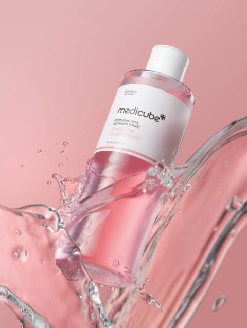 Medicube PDRN Pink Cica Soothing Toner 250ml product photo