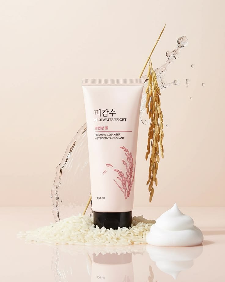 The Face Shop Rice Water Bright Foaming Cleanser product photo